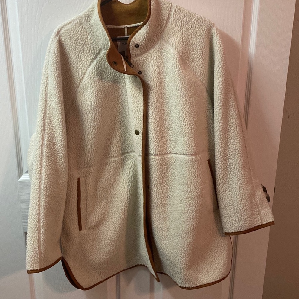 Old Navy Teddy Fur Jacket - XL petite